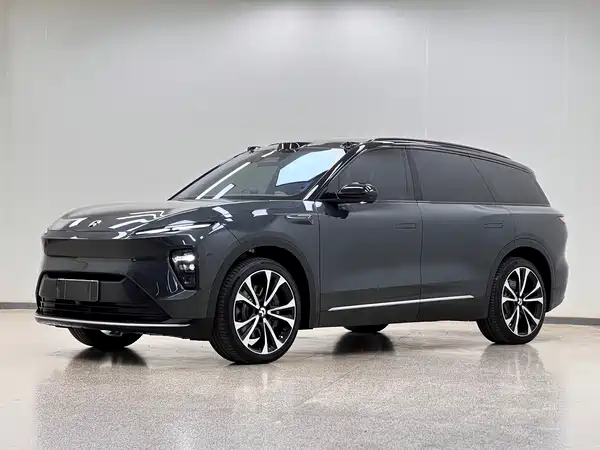 NIO ES8 2023