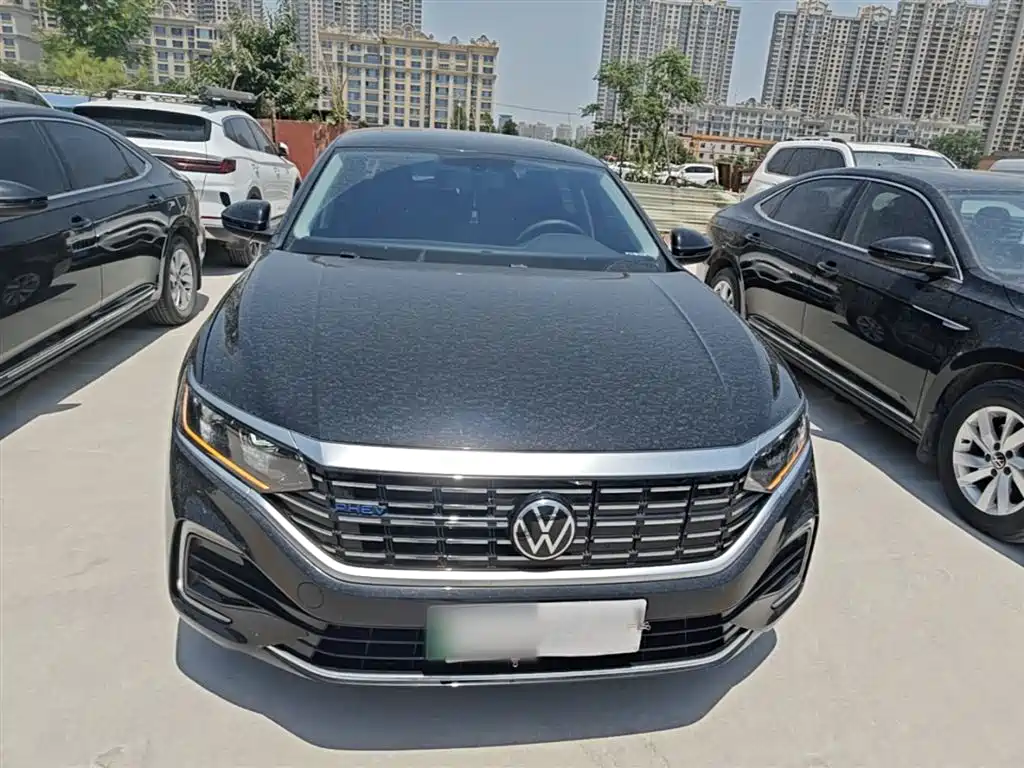 Volkswagen Passat PHEV 2022 — фото 3