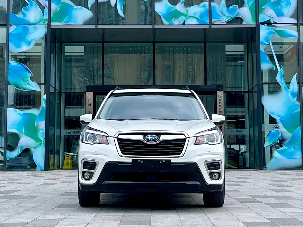 Subaru Forester 2021 — фото 2