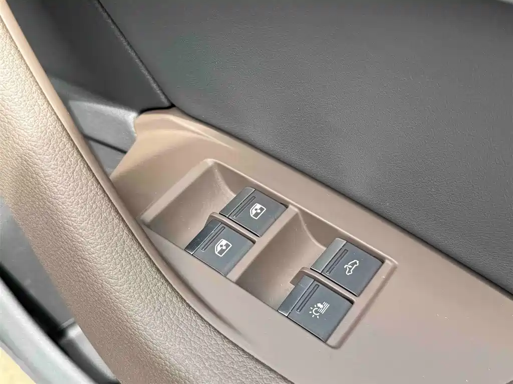 Audi A7L 2023 — фото 13