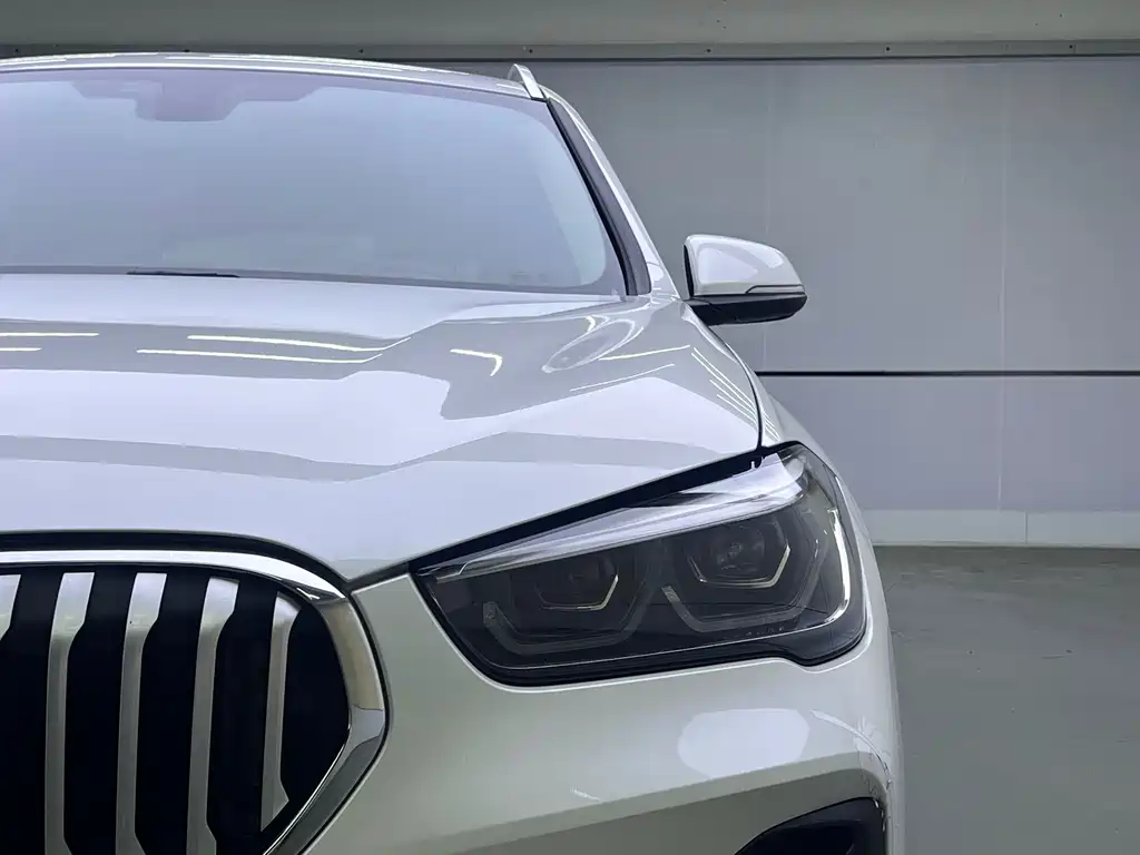 BMW X1 2021 — фото 4