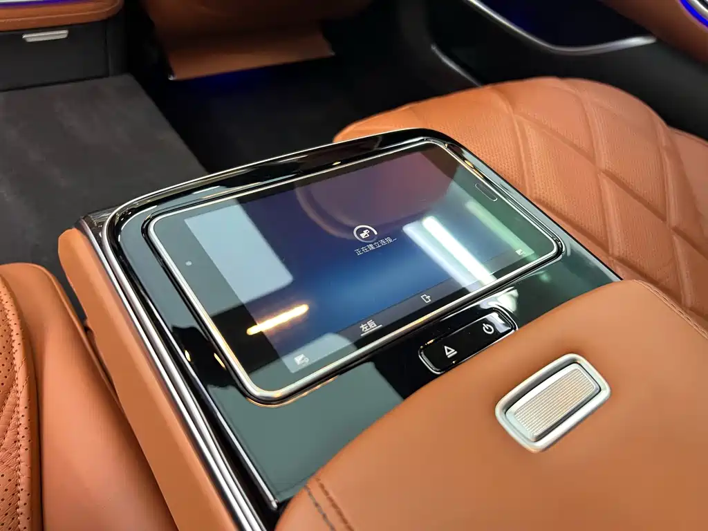 Mercedes-Benz Maybach S-Class 2022 — фото 21