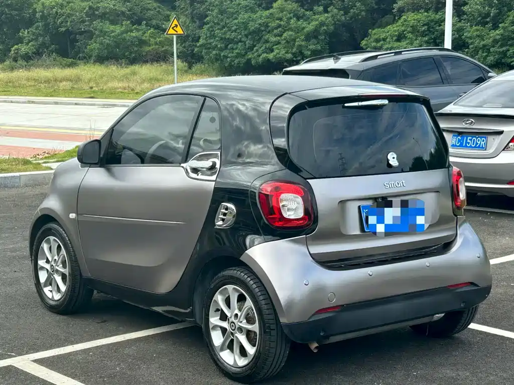 smart fortwo 2016 — фото 7