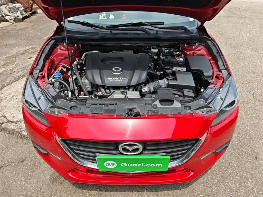 Mazda 3 Axela 2019 — фото 20