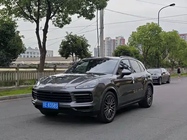 Porsche Cayenne 2019
