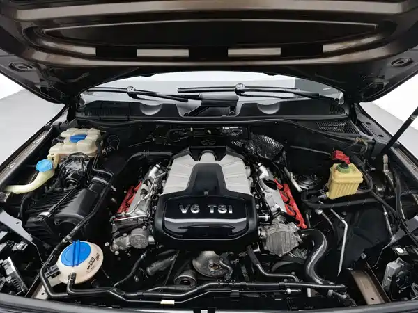 Volkswagen Touareg 2012