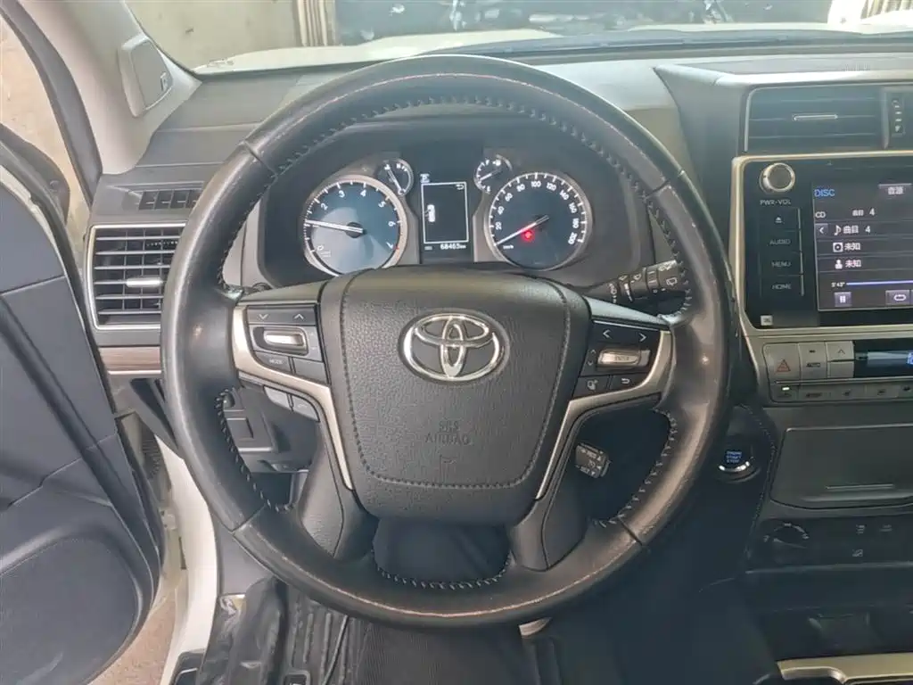 Toyota Prado 2019 — фото 11