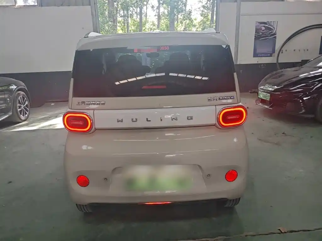 Wuling MINIEV 2024
