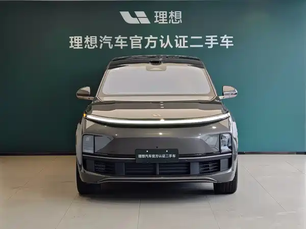 Li Auto L9 2025