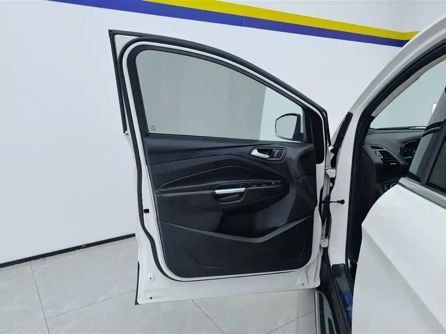 Ford Kuga 2017