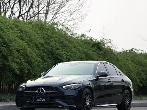Mercedes-Benz C-Class 2024
