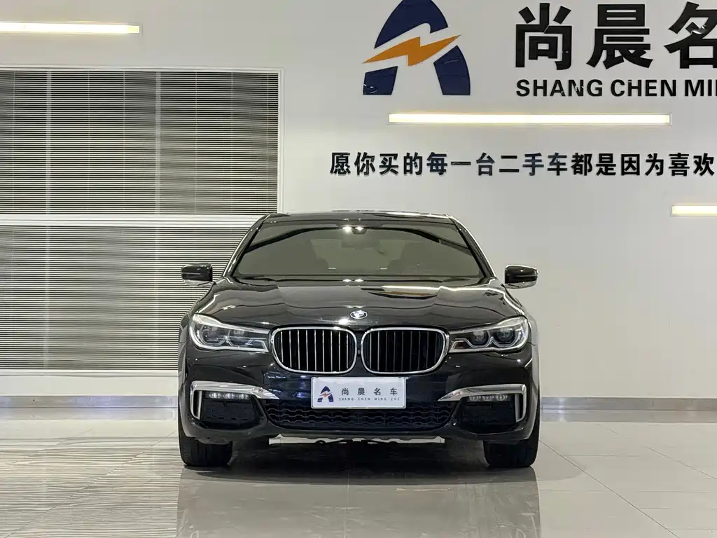 BMW 7 Series 2018 — фото 2