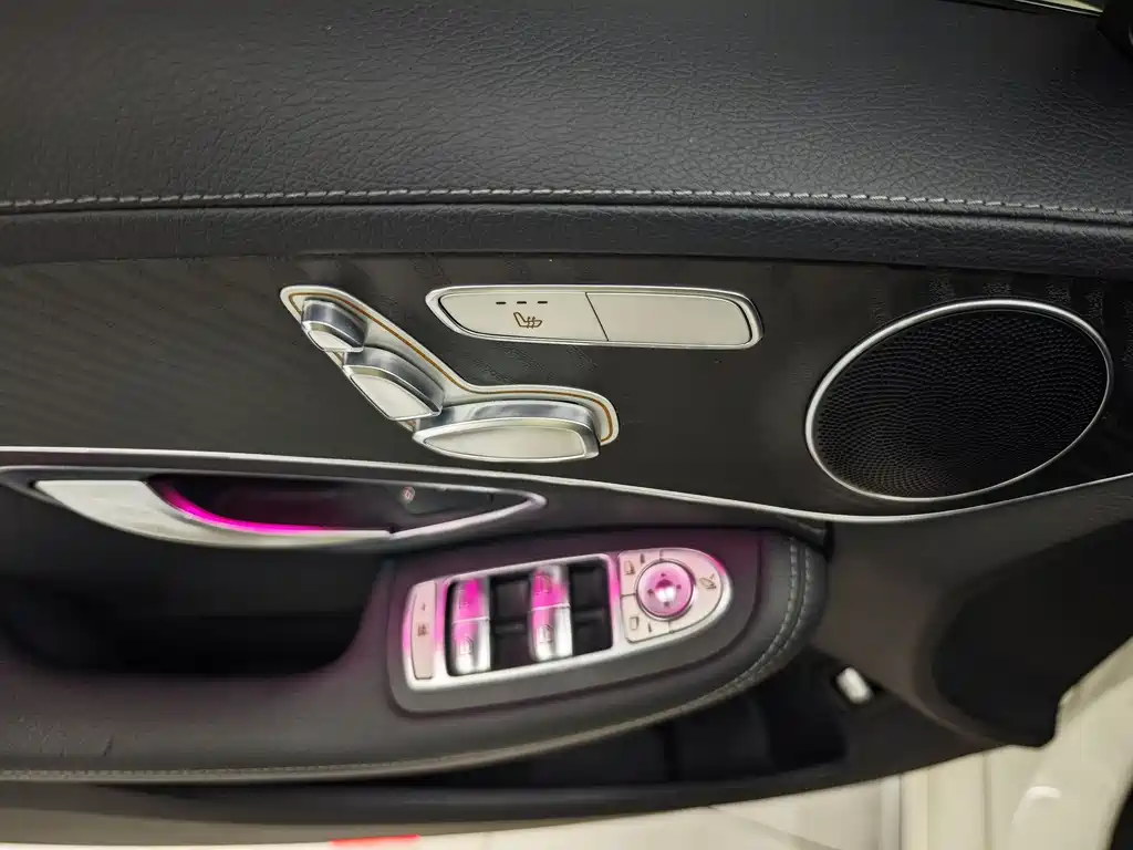 Mercedes-Benz C-Class 2019 — фото 10