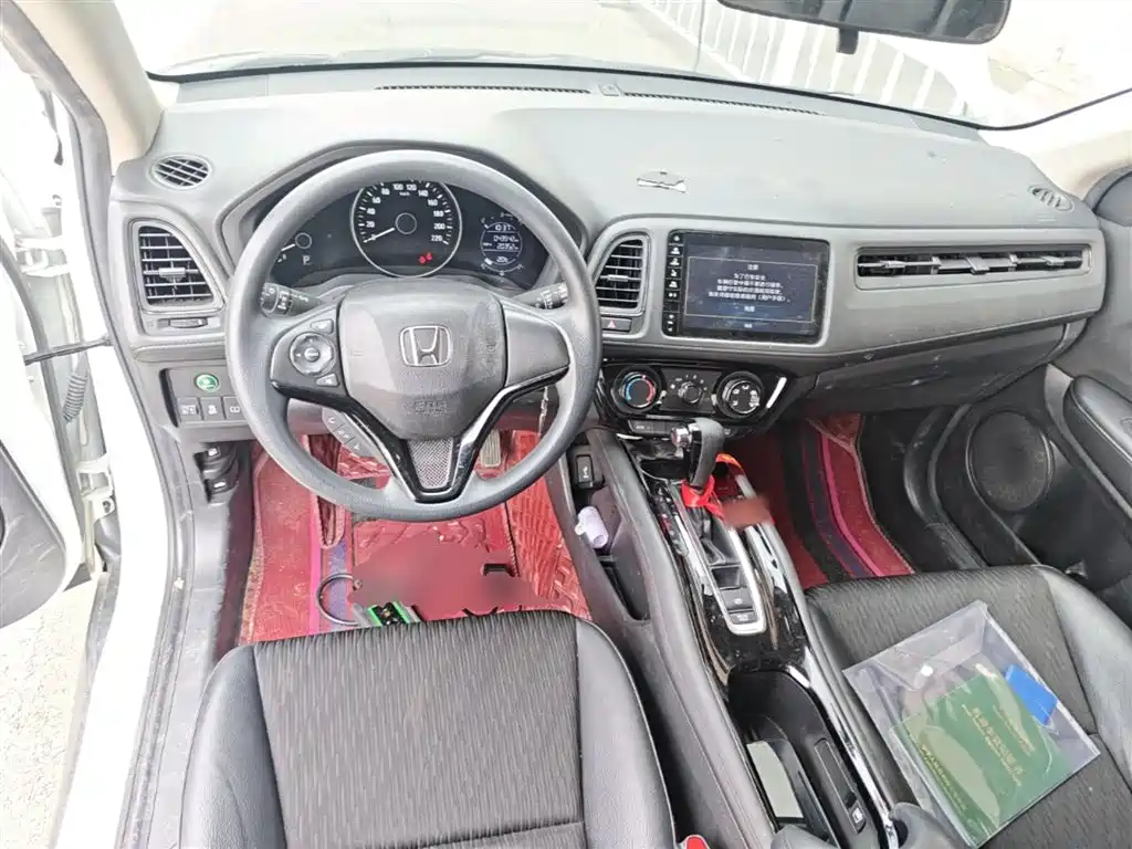 Honda Vezel 2020 — фото 10