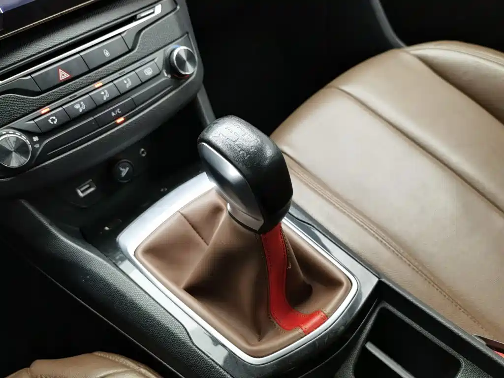 Peugeot 408 2015 — фото 13
