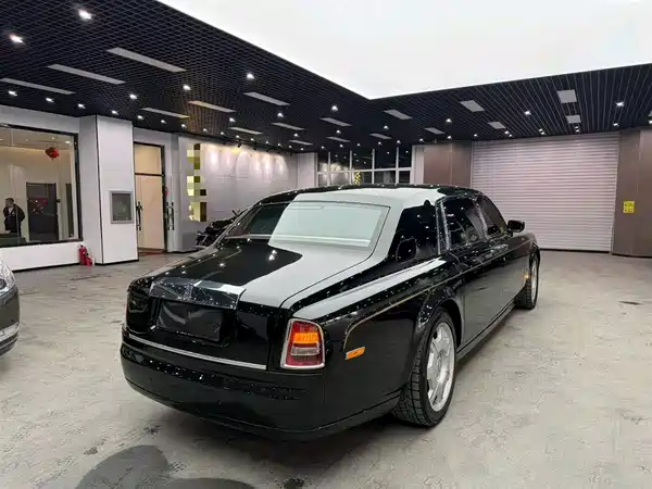 Rolls-Royce Phantom 2006