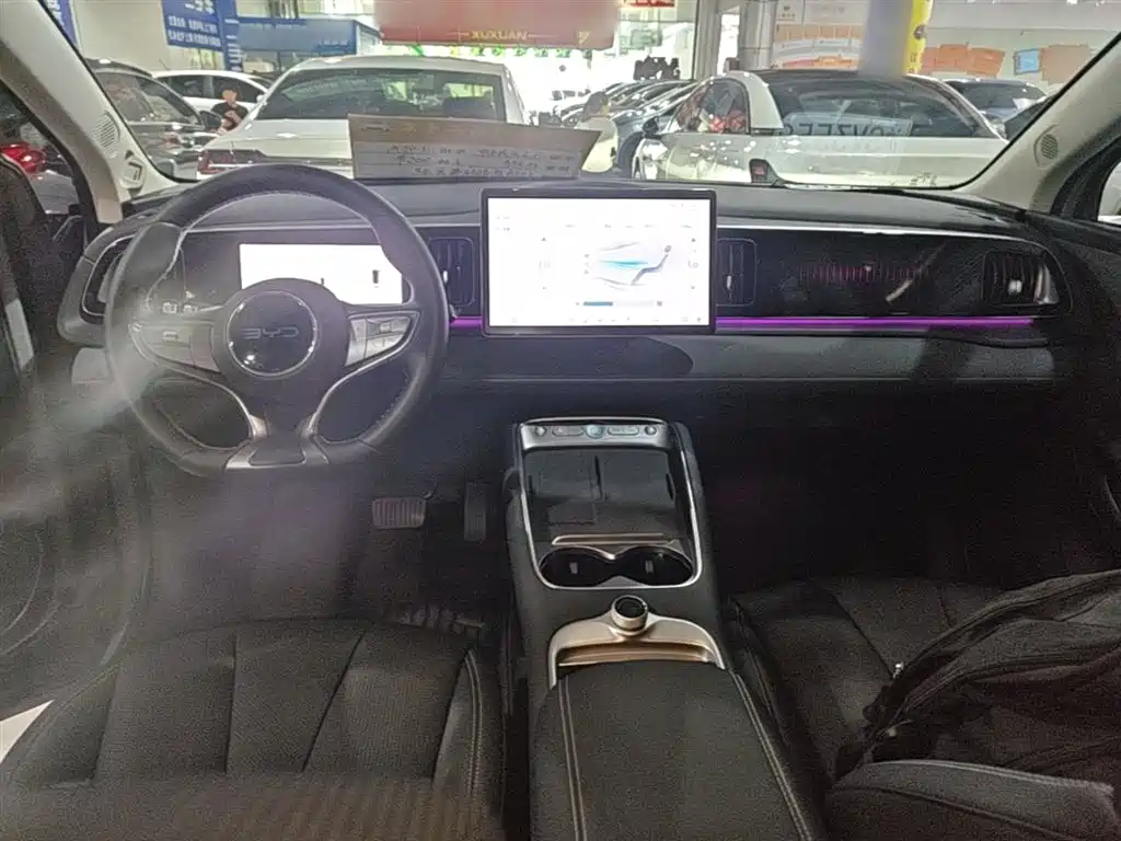 BYD Sealion 05 EV 2025 — фото 10