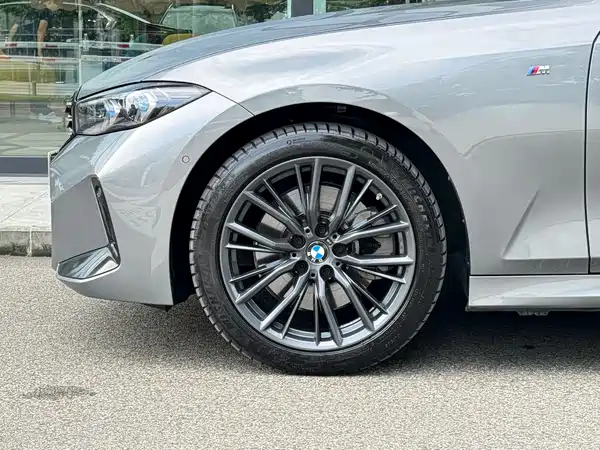 BMW 3 Series 2024
