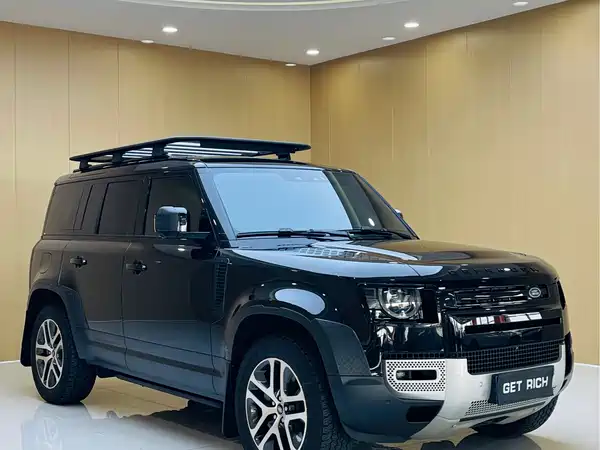 Land Rover Defender 2025