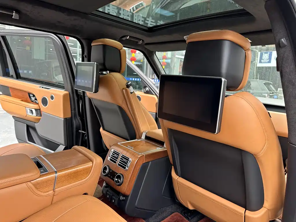 Land Rover Range Rover 2018 — фото 14