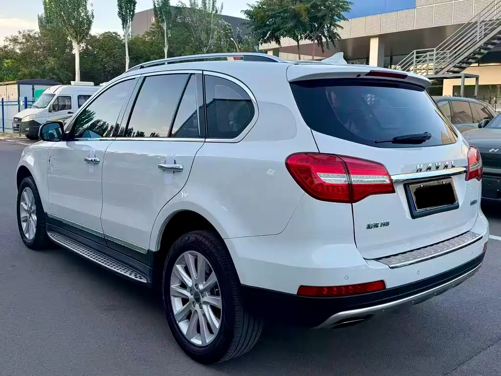 Haval H8 2017 — фото 4
