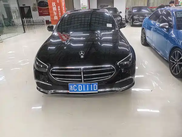 Mercedes-Benz E-Class 2023
