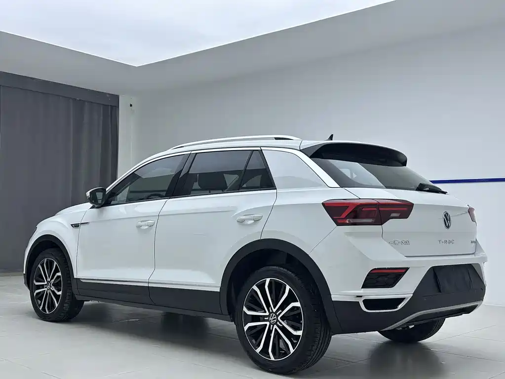 Volkswagen T-Roc 2023
