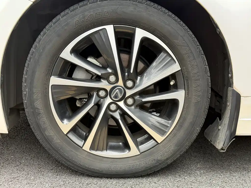 Lexus CT 2018 — фото 12