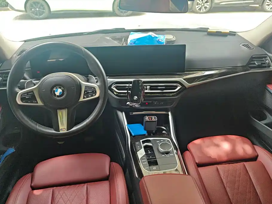 BMW 3 Series 2023 — фото 12