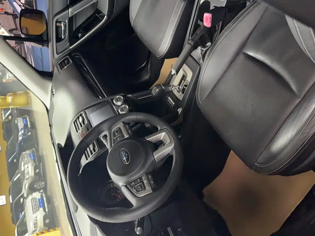 Subaru Forester 2016 — фото 12