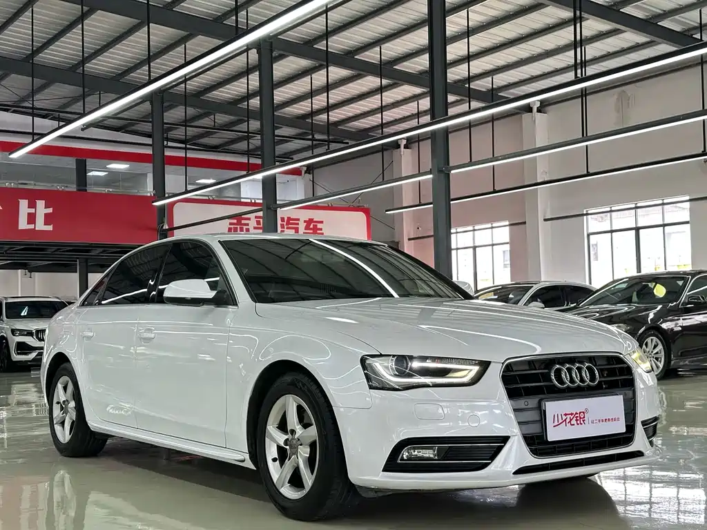 Audi A4L 2017 — фото 3