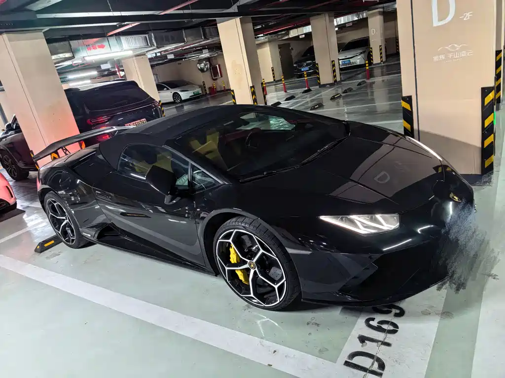Lamborghini Huracan 2021 — фото 2