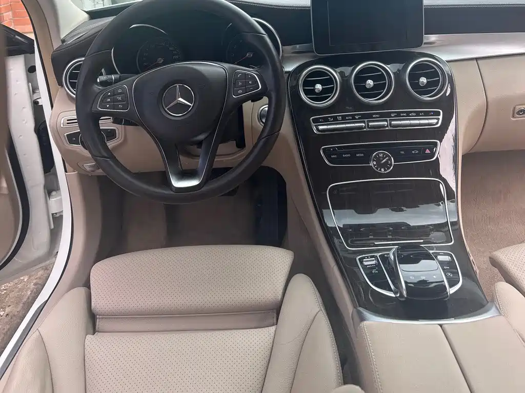 Mercedes-Benz C-Class 2015 — фото 12