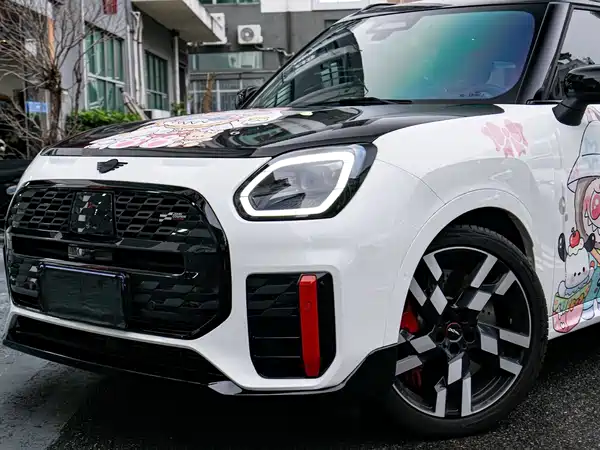 MINI JCW COUNTRYMAN 2025