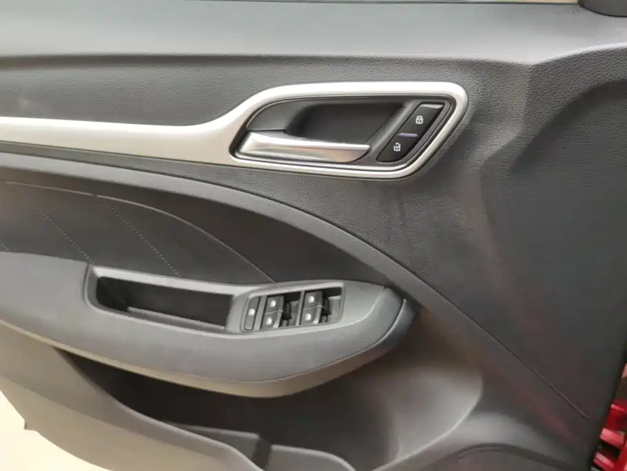 MG ZS 2020