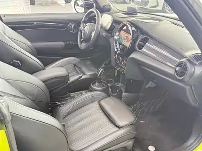 MINI MINI 2023