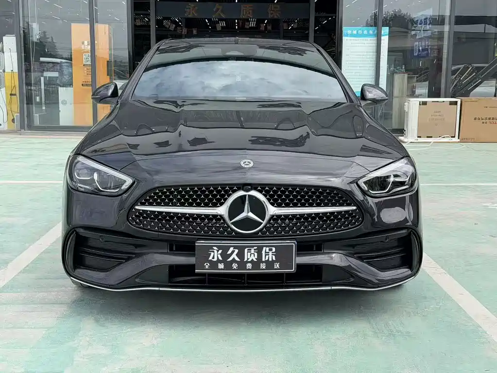 Mercedes-Benz C-Class 2021