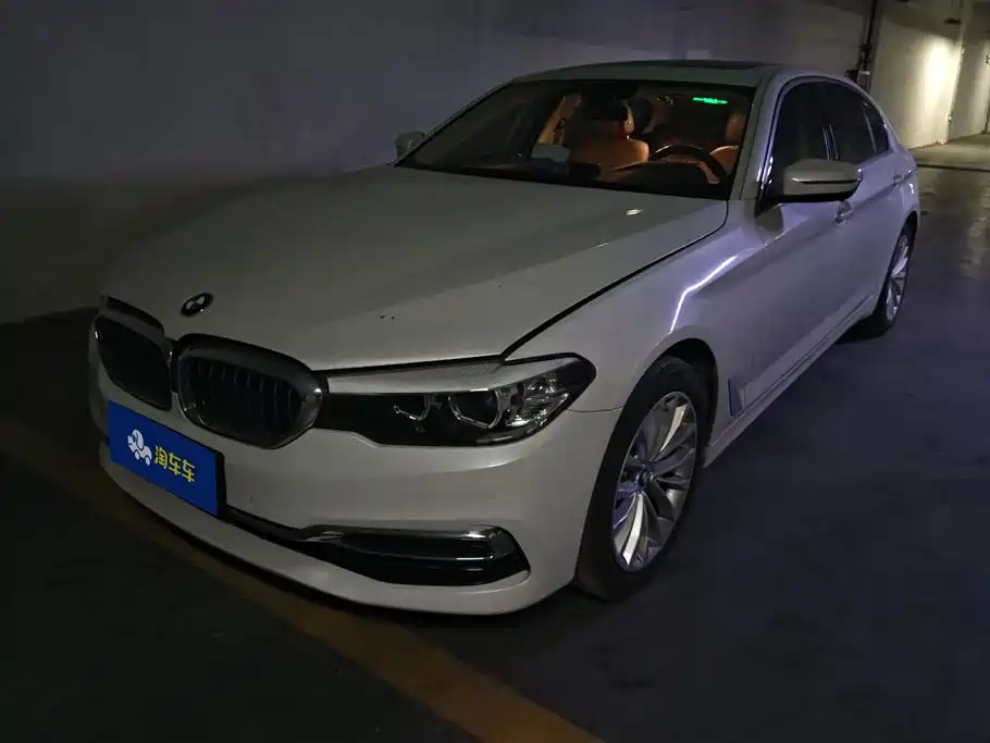 BMW 5 Series 2019