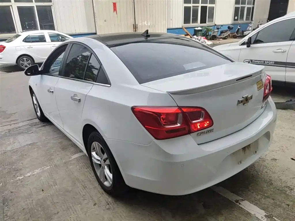 Chevrolet Cruze 2016 — фото 5