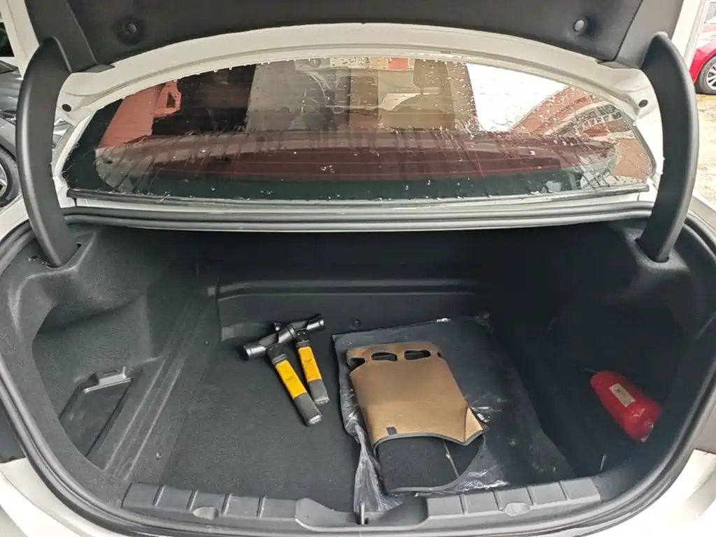 BMW 1 Series 2018 — фото 15