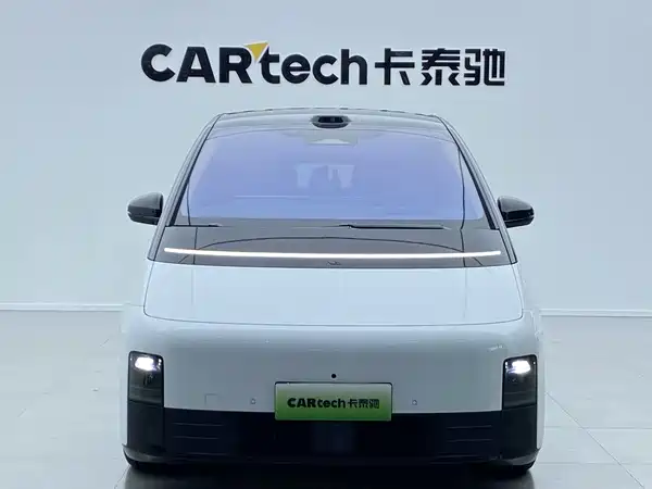 Li Auto MEGA 2025