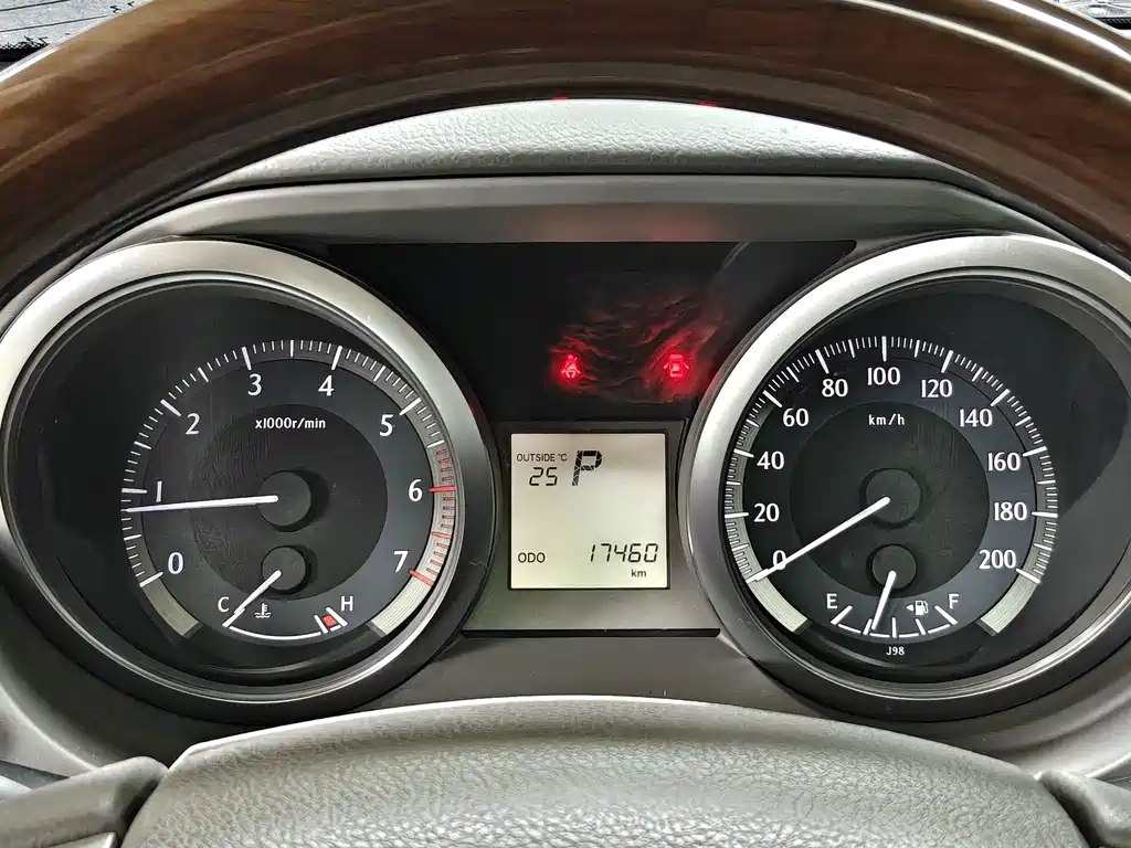 Toyota Prado 2017 — фото 13