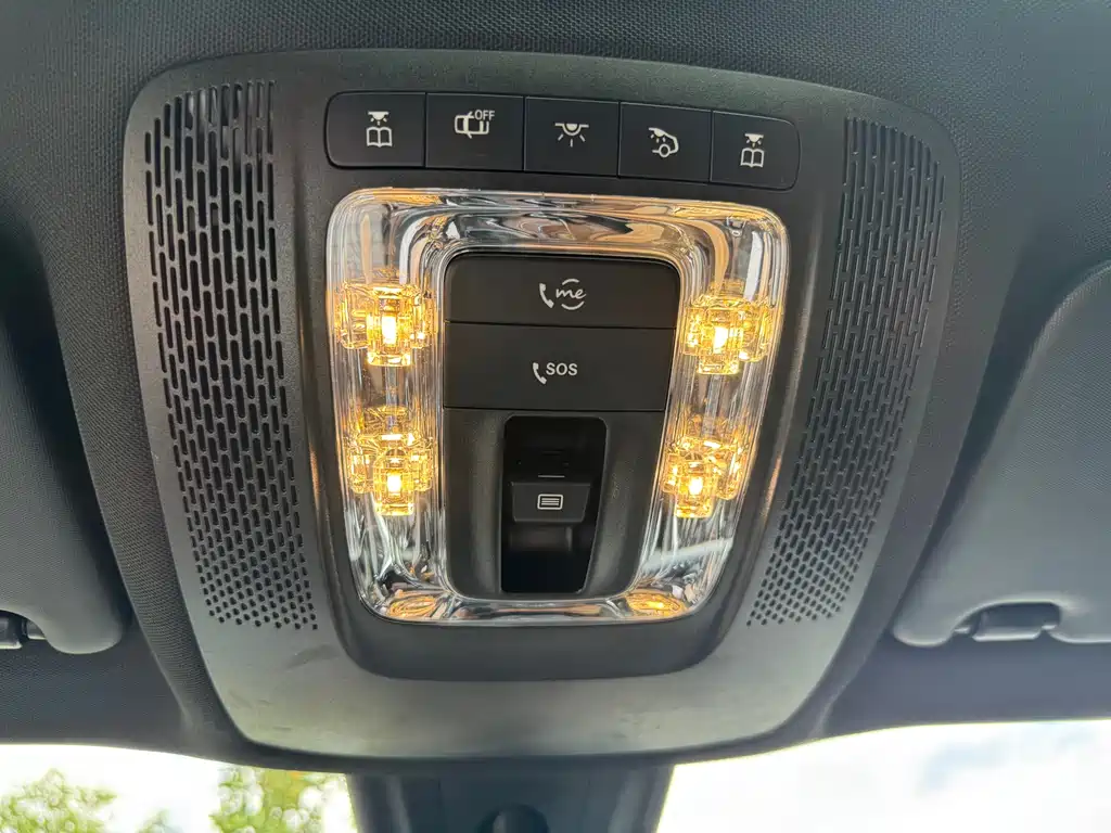 Mercedes-Benz GLB 2022 — фото 36