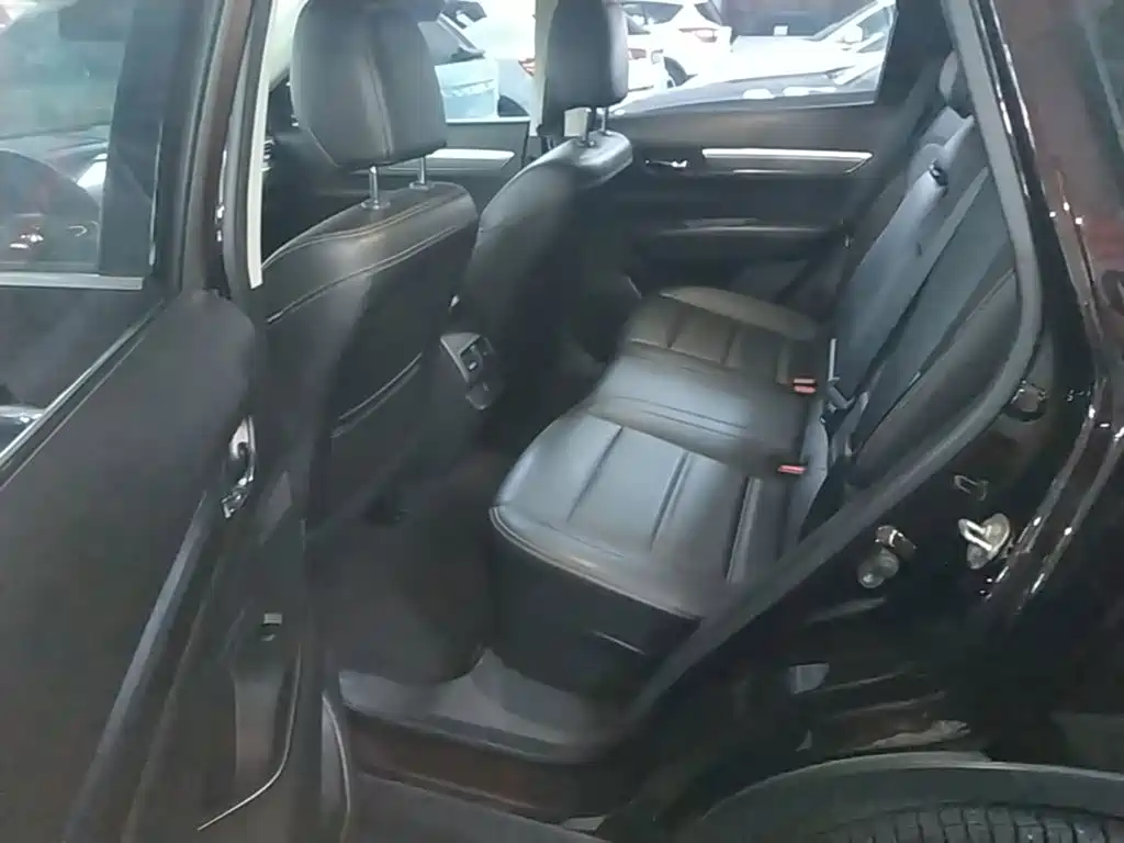 Renault Koleos 2018 — фото 17
