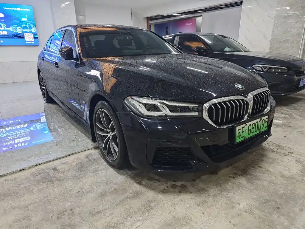 BMW 5 Series New Energy 2021 — фото 3