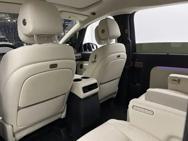 Li Auto MEGA 2025