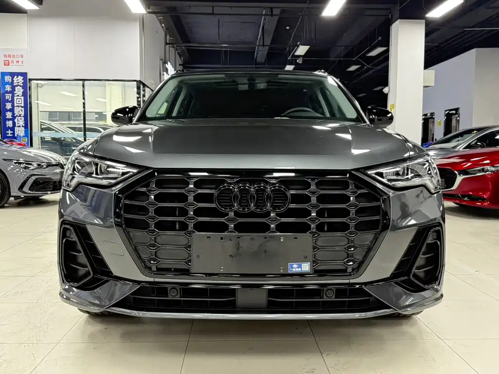 Audi Q3 2021