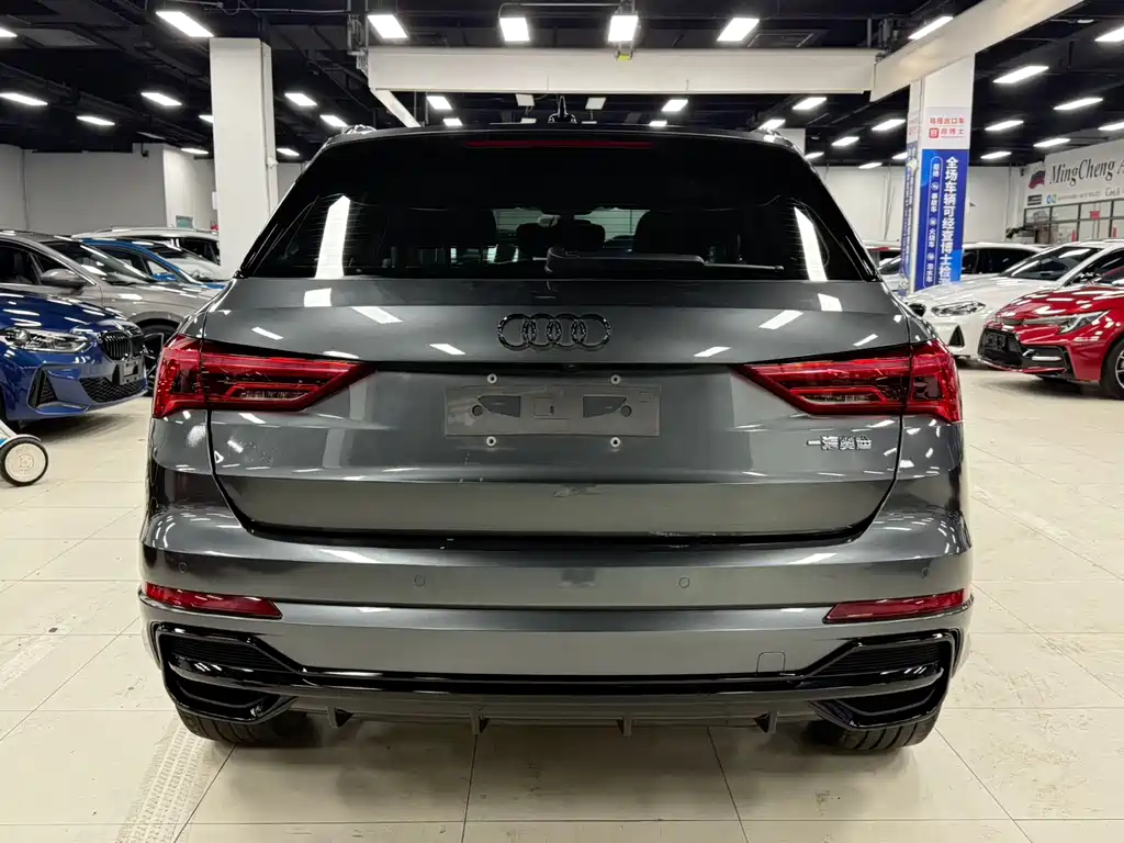Audi Q3 2021