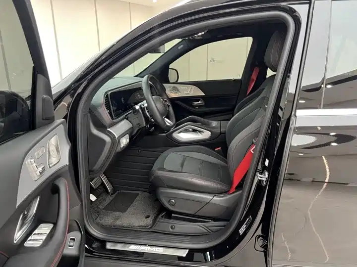 Mercedes-Benz GLE AMG 2025 — фото 5