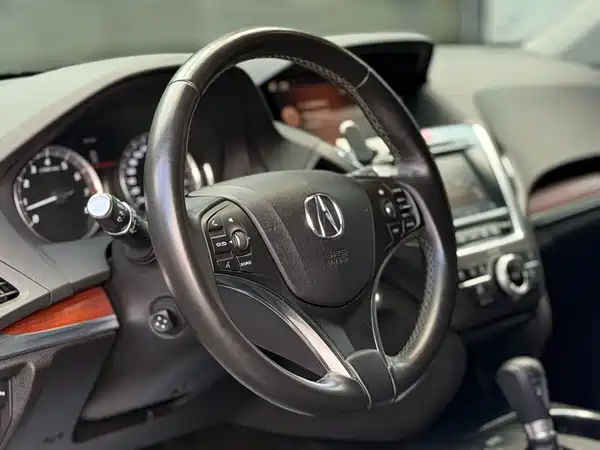 Acura MDX 2016